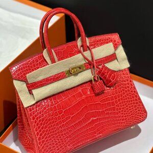 Classic Hermes Bag: A Stylish and Versatile Choice for Elegance